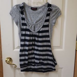 Annabelle top